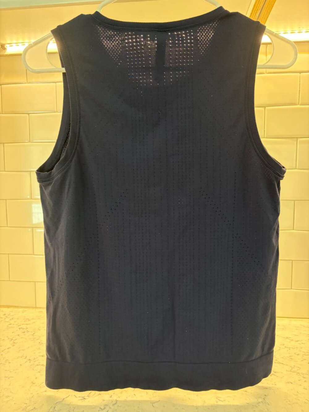 Athleta In Motion Tank - Picture 3 of 4